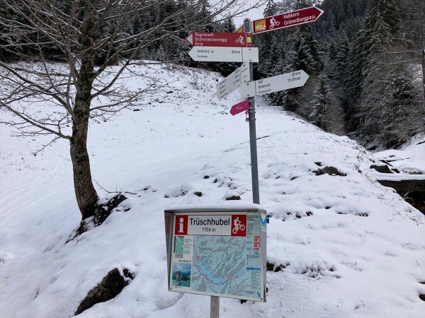 Wegweiser Trüschhubel